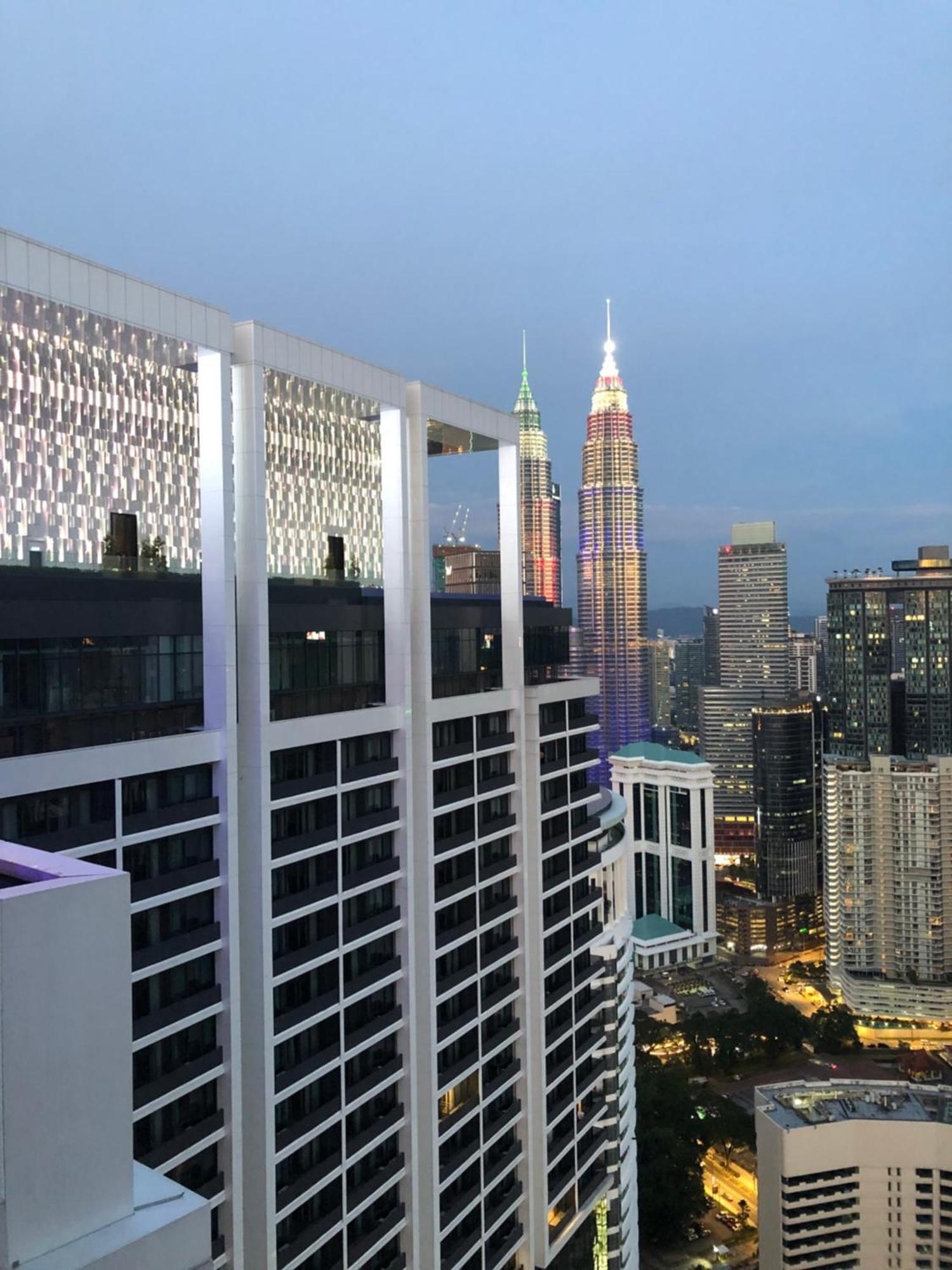 Platinum Klcc Pool View Apartment Kuala Lumpur Ngoại thất bức ảnh
