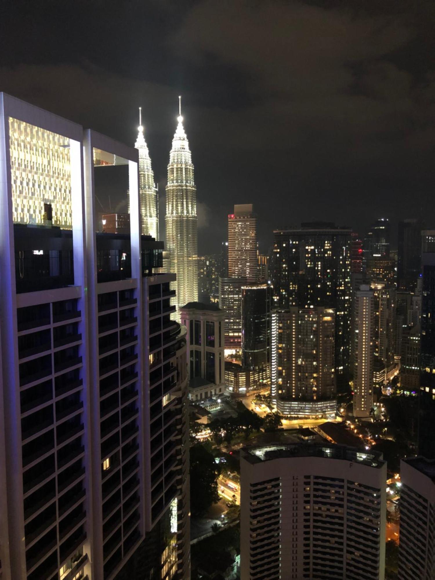 Platinum Klcc Pool View Apartment Kuala Lumpur Ngoại thất bức ảnh